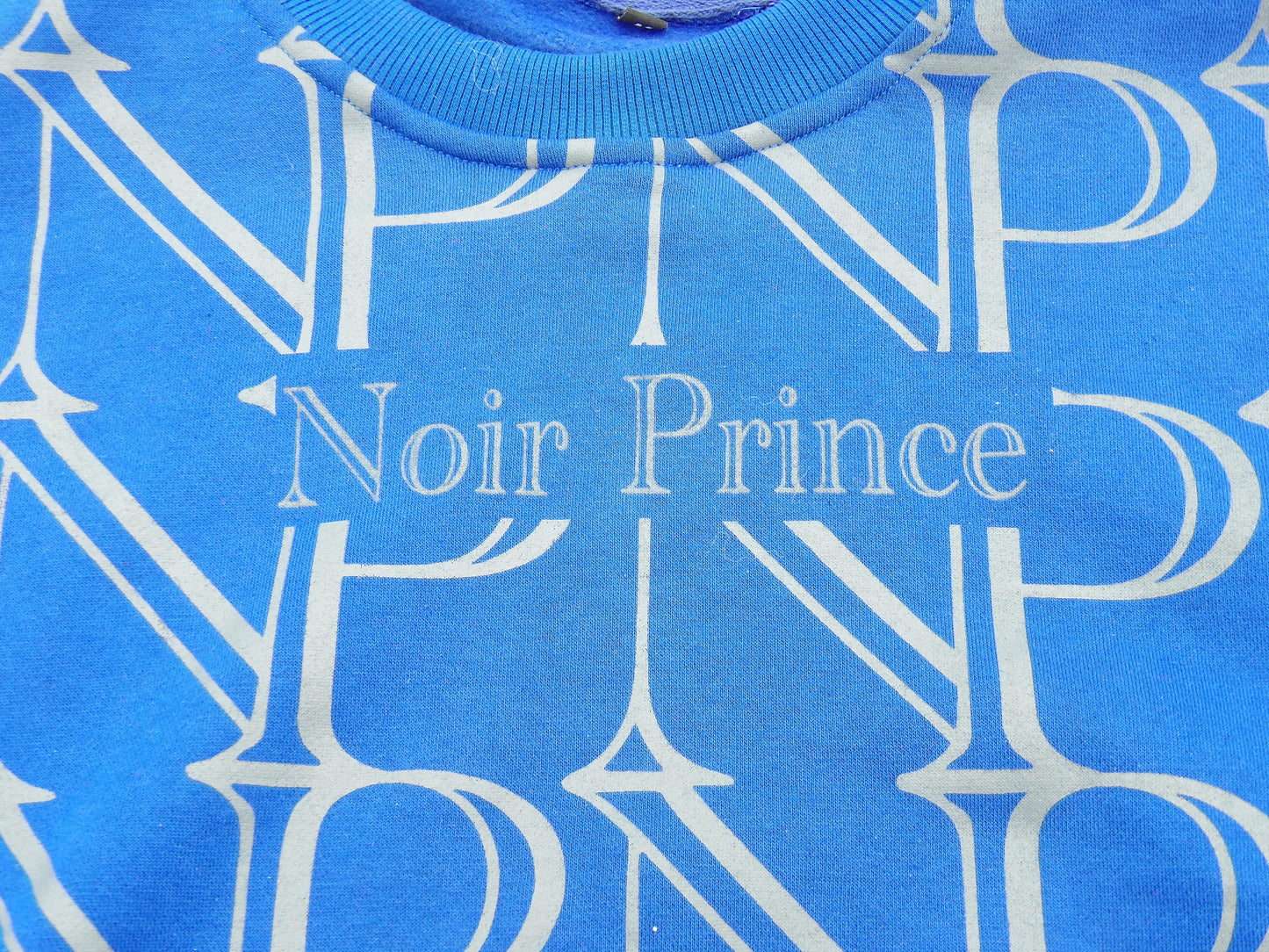 Noir Prince Mûr